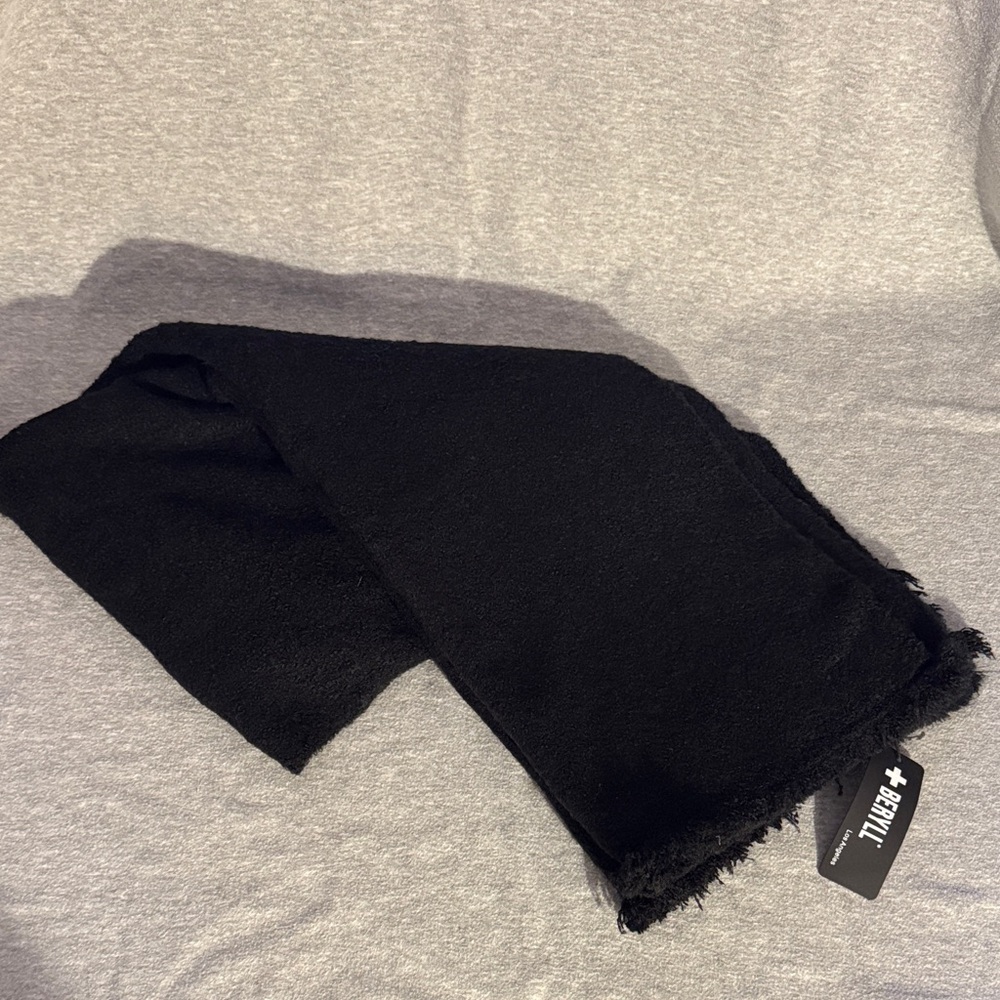 Beryll Black Cashmere Textured Serape Scarf Poncho NWT